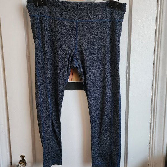 Under Armour Pants - Under Armour Crop Yoga Leggings